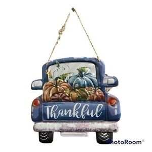 Thankful metal wall hanging